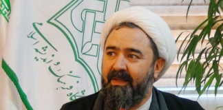استقلال سیاسی سکوی عزت ملی
